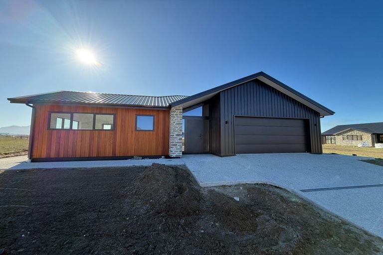 Photo of property in 31 Packer Road, Wanaka, 9382