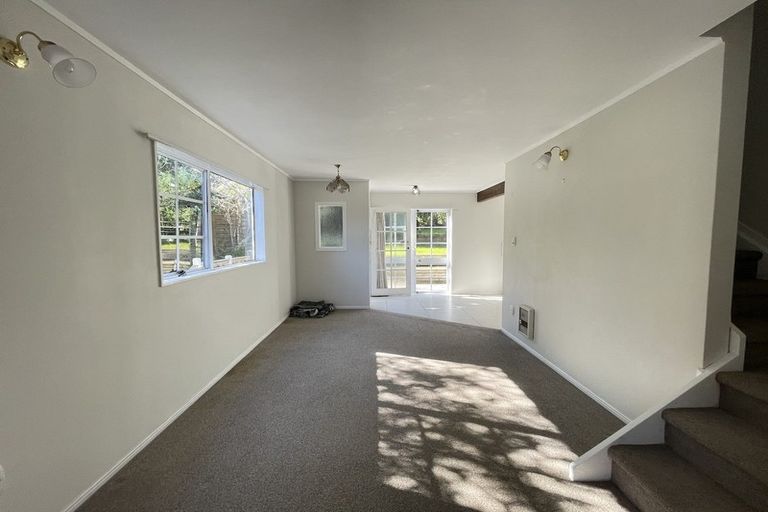 Photo of property in 26 Richards Avenue, Forrest Hill, Auckland, 0620