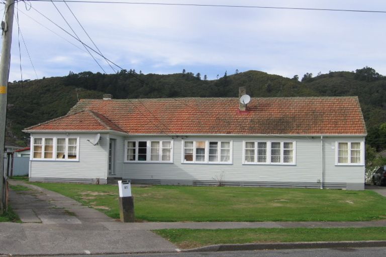Photo of property in 20 Hughes Crescent, Taita, Lower Hutt, 5011