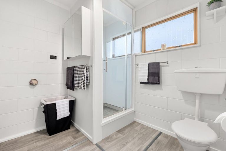 Photo of property in 12 Laurel Grove, Maungaraki, Lower Hutt, 5010