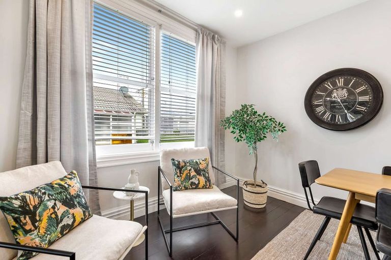 Photo of property in 51 Bath Street, Levin, 5510