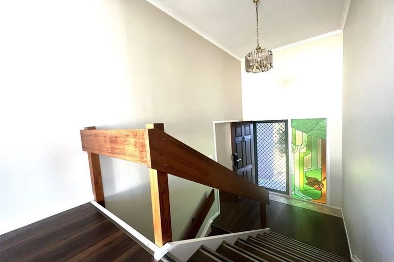 Photo of property in 1/26 East Coast Road, Milford, Auckland, 0620