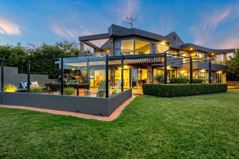 Photo of property in 15 Van Beek Place, Ruby Bay, Mapua, 7005