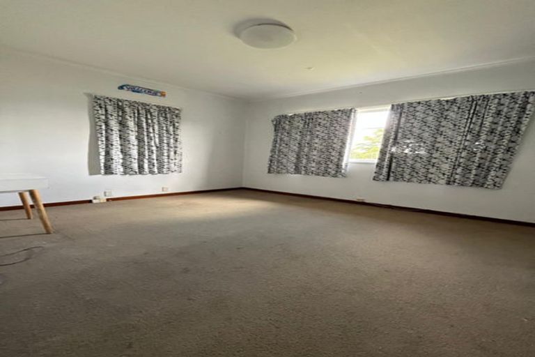 Photo of property in 28 Carruth Road, Papatoetoe, Auckland, 2025