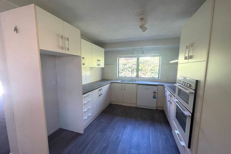 Photo of property in 11b Camden Place, Papatoetoe, Auckland, 2025