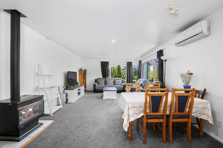 Photo of property in 13 Kurupae Road, Hilltop, Taupo, 3330