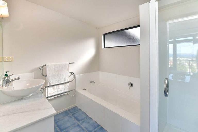 Photo of property in 15 Maire Road, Orewa, 0931