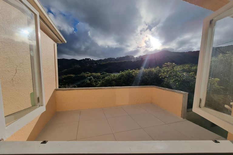 Photo of property in 71 Sunshine Avenue, Karori, Wellington, 6012