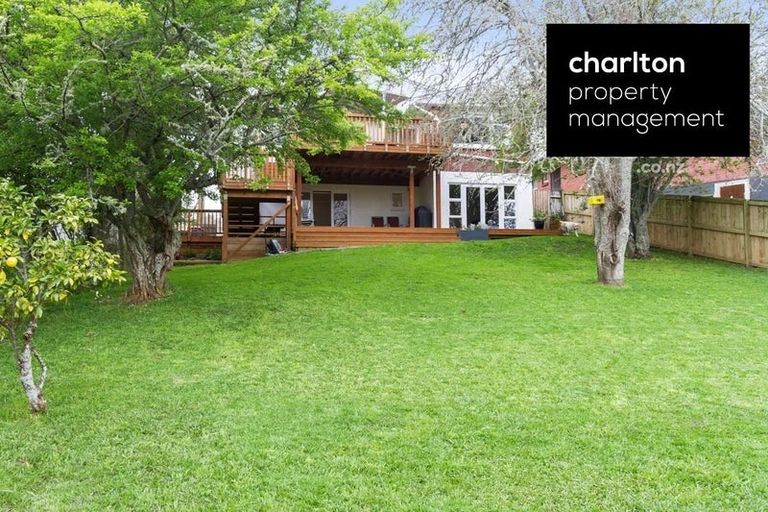 Photo of property in 273 Henderson Valley Road, Henderson, Auckland, 0612