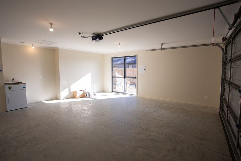 Photo of property in 7 Devon Lane, Carterton, 5713