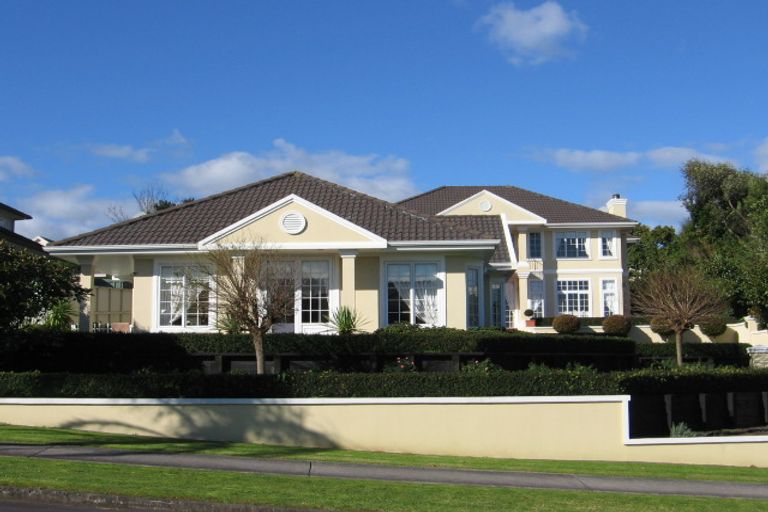 Photo of property in 3 Del Mar Court, Shamrock Park, Auckland, 2016