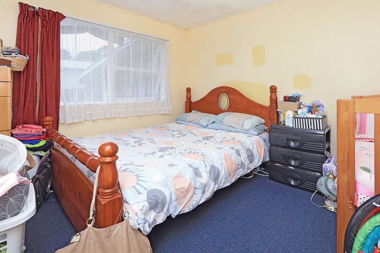 Photo of property in 54 Gainsborough Street, Manurewa, Auckland, 2102