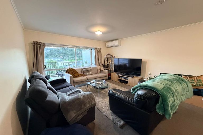 Photo of property in 95 Farmer Crescent, Taita, Lower Hutt, 5011
