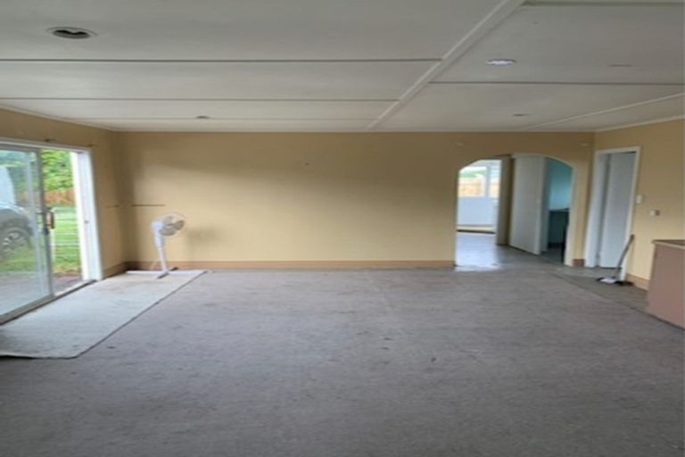 Photo of property in 5 Meredith Street, Patea, 4520