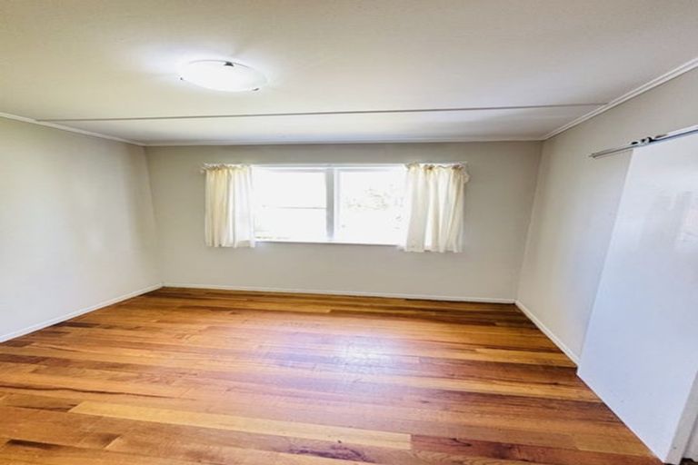 Photo of property in 33 Royston Street, Rosehill, Papakura, 2113