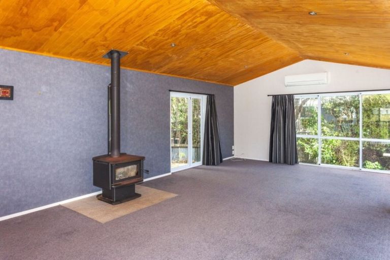 Photo of property in 124a Kon Tiki Road, Whiritoa, Whangamata, 3691