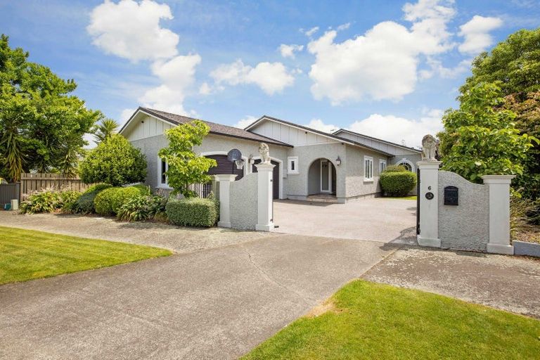 Photo of property in 6 Carlton Avenue, Palmerston North, 4414