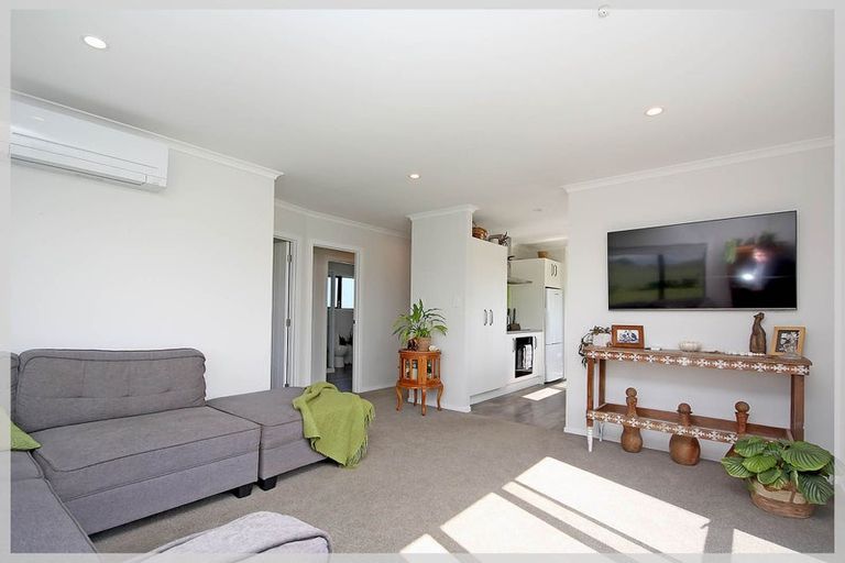 Photo of property in 128 Cummerfield Road, Foxton, 4891