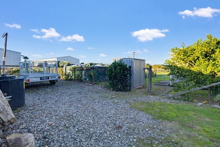 Photo of property in 10 Factory Road, Ballance, Pahiatua, 4983
