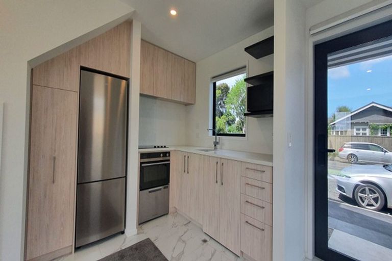 Photo of property in 1/245 Kilmore Street, Christchurch Central, Christchurch, 8011