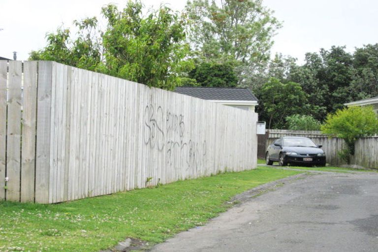 Photo of property in 8 Pito Place, Mangere, Auckland, 2022