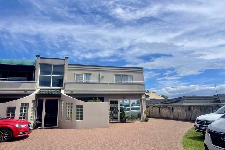 Photo of property in 4/28 Third Avenue, Tauranga, 3110