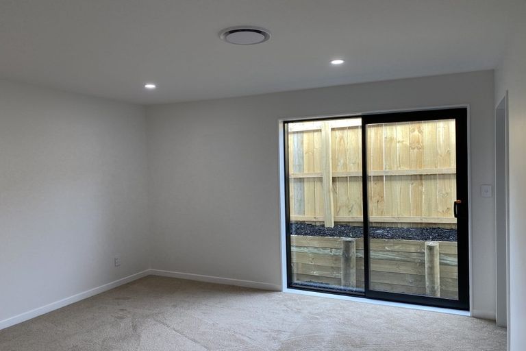 Photo of property in 40 Taikura Avenue, Red Beach, 0932