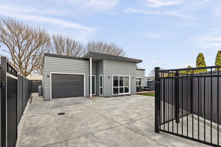 Photo of property in 43b Meeanee Road, Taradale, Napier, 4112