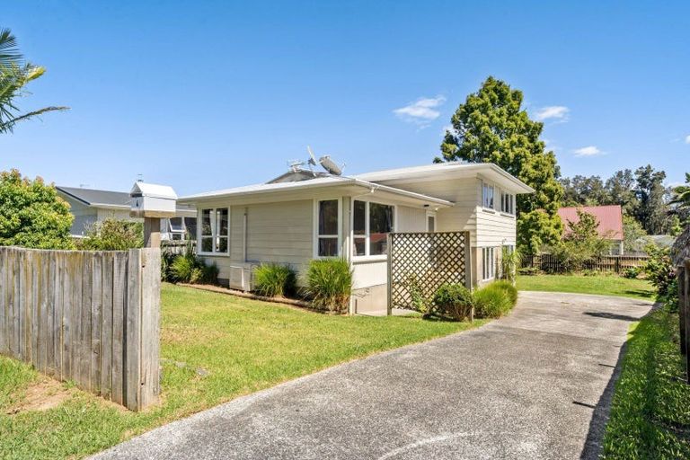 Photo of property in 4 Cresta Place, Onerahi, Whangarei, 0110