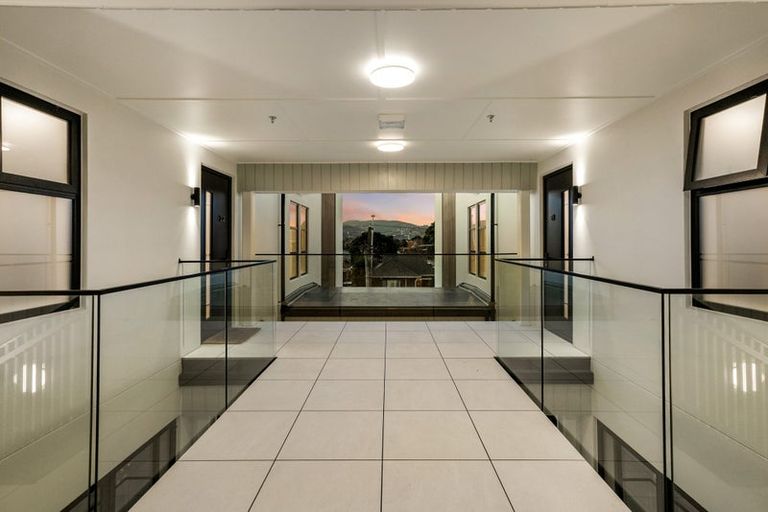 Photo of property in 1/200 Knights Road, Hutt Central, Lower Hutt, 5011