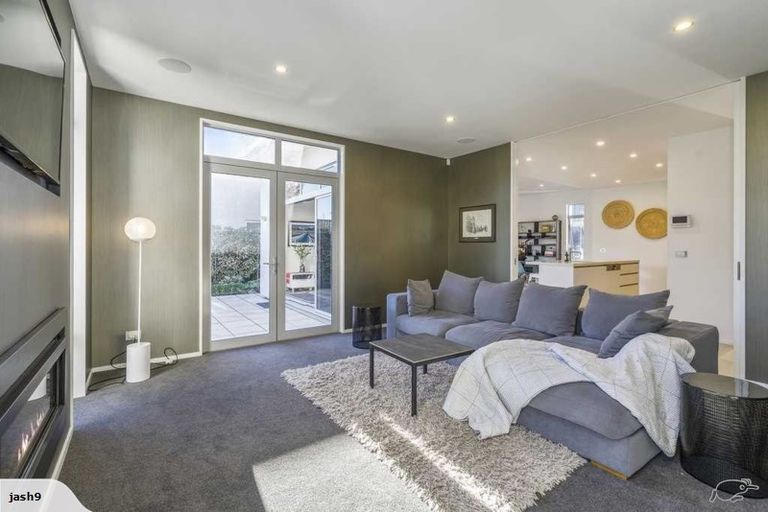 Photo of property in 24b Mansfield Avenue, St Albans, Christchurch, 8014