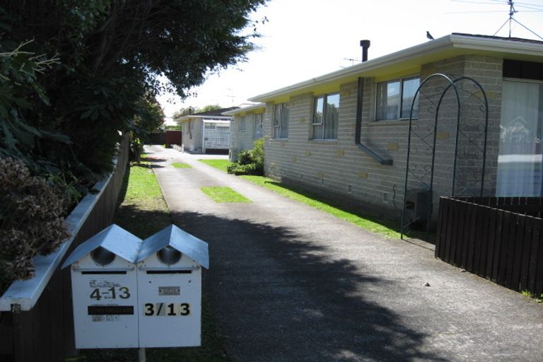 Photo of property in 13a Saint Ronans Avenue, Waterloo, Lower Hutt, 5011