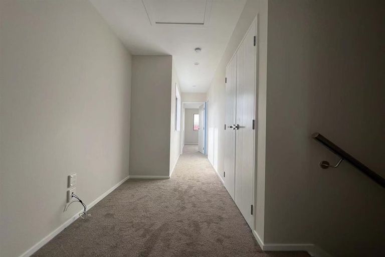 Photo of property in 65 Kaha Road, Papakura, 2110