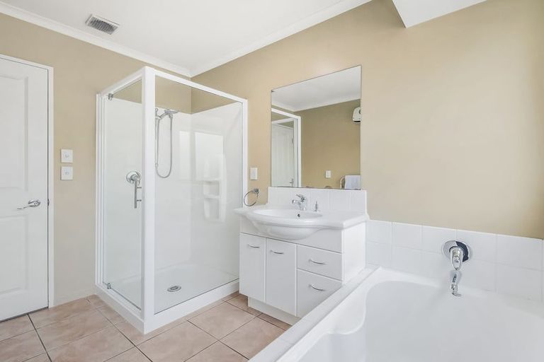 Photo of property in 47 Rolleston Drive, Rolleston, 7614