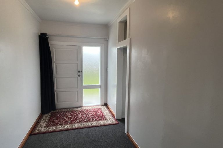 Photo of property in 76 Pitama Road, Awapuni, Palmerston North, 4412