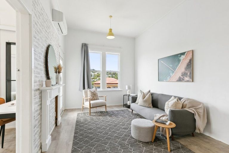 Photo of property in 36 Reuben Avenue, Brooklyn, Wellington, 6021