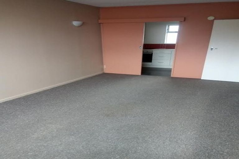 Photo of property in Beresford Apartments, 118u5 Russell Terrace, Berhampore, Wellington, 6023