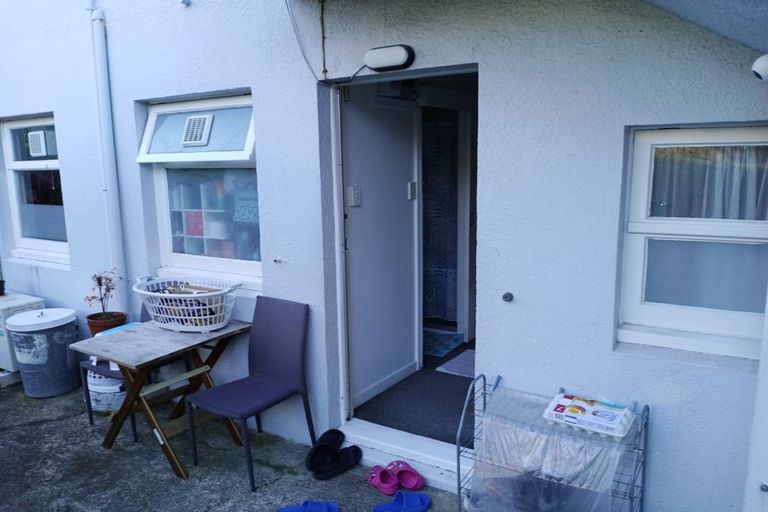 Photo of property in 10 Kilbirnie Crescent, Kilbirnie, Wellington, 6022