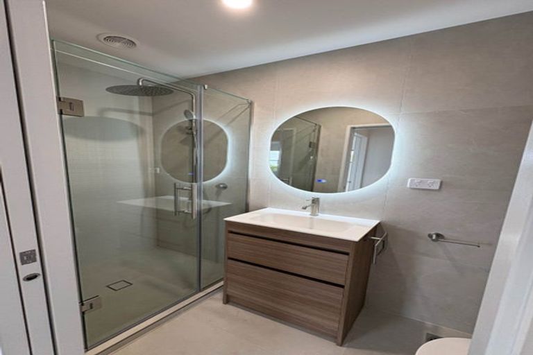 Photo of property in 41 Shortt Avenue, Mangere Bridge, Auckland, 2022
