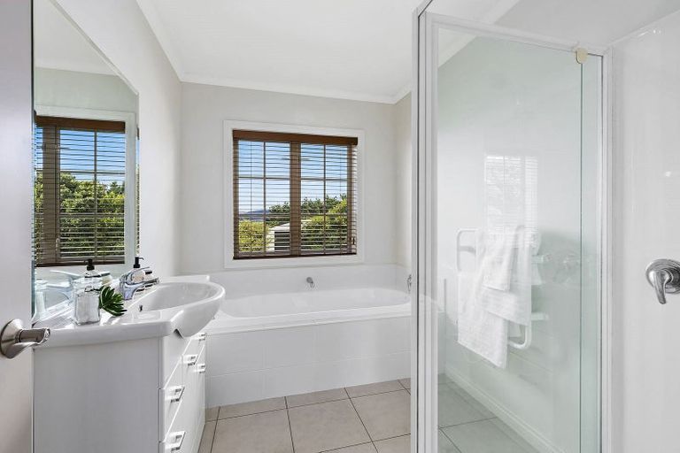 Photo of property in 91 Woodburn Drive, Takapu Valley, Wellington, 5028