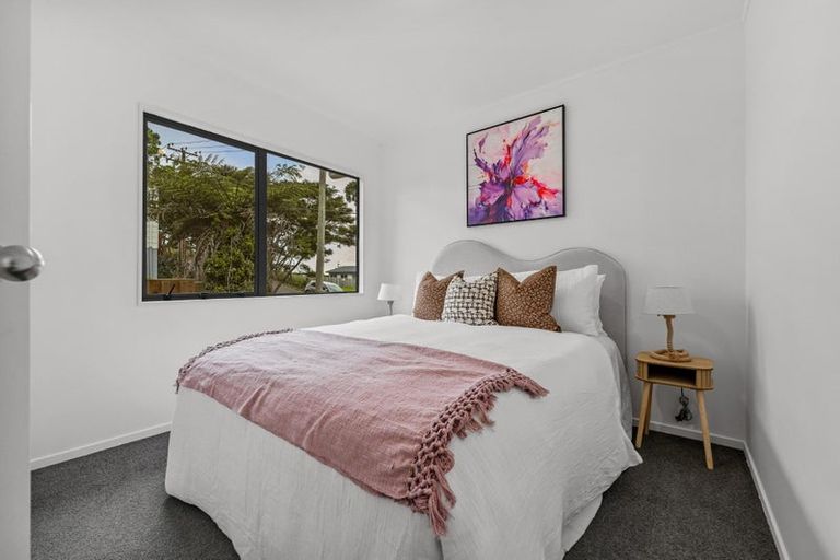 Photo of property in 46a Don Buck Road, Massey, Auckland, 0614