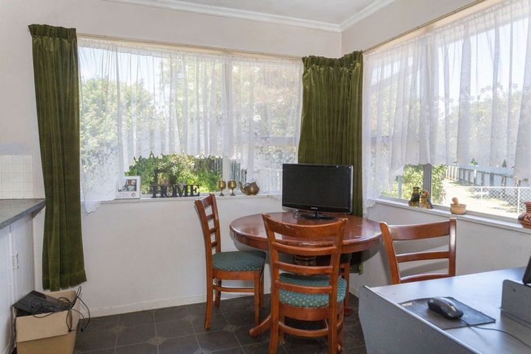 Photo of property in 12 Mathew Street, Dannevirke, 4930