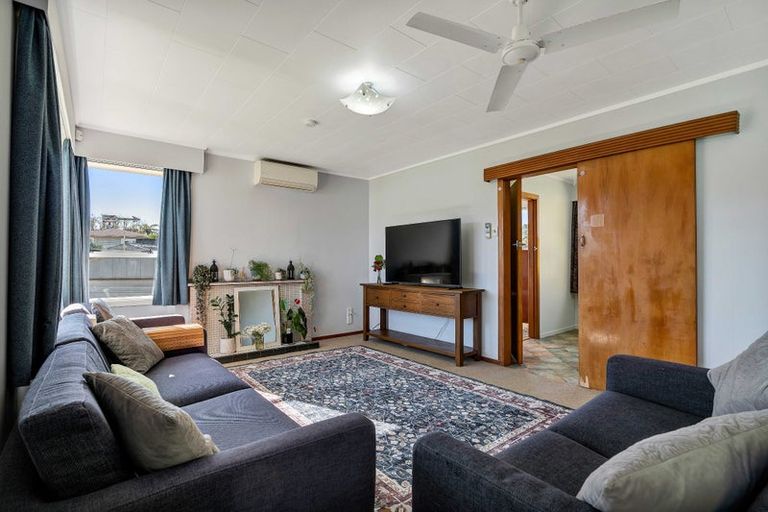 Photo of property in 2 Thames Street, Welbourn, New Plymouth, 4310