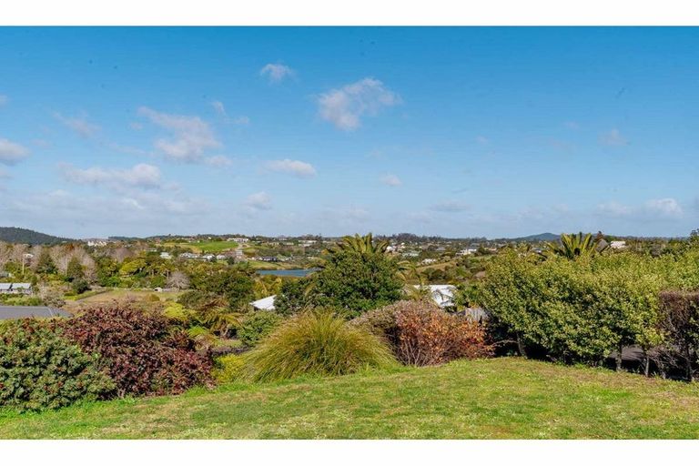 Photo of property in 7 Palm Drive, Kerikeri, 0294