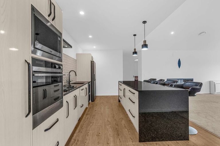 Photo of property in 100 Hoffman Court, Waikiwi, Invercargill, 9810