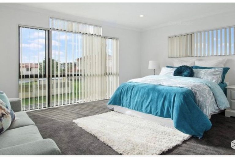 Photo of property in 3 Parani Court, Te Atatu Peninsula, Auckland, 0610