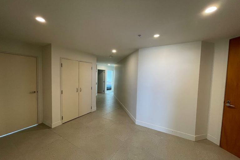Photo of property in The Links, 378-382 Kapiti Road, Paraparaumu Beach, Paraparaumu, 5032