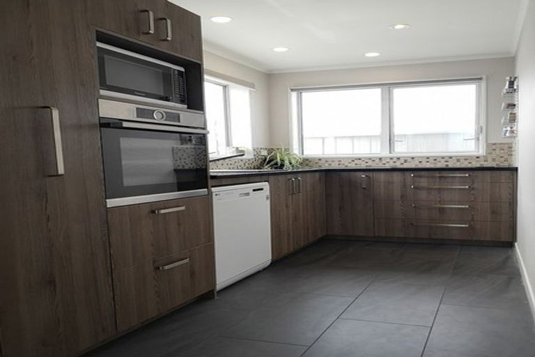 Photo of property in 19f2 Byron Street, Miramar, Wellington, 6022