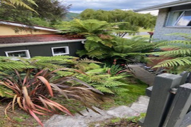 Photo of property in 7 Crampton Road, Reefton, 7830