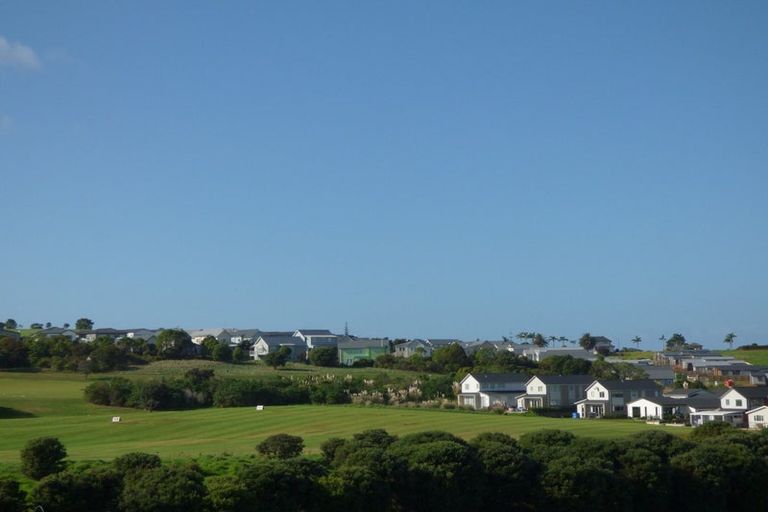 Photo of property in 94 Nautilus Drive, Gulf Harbour, Whangaparaoa, 0930
